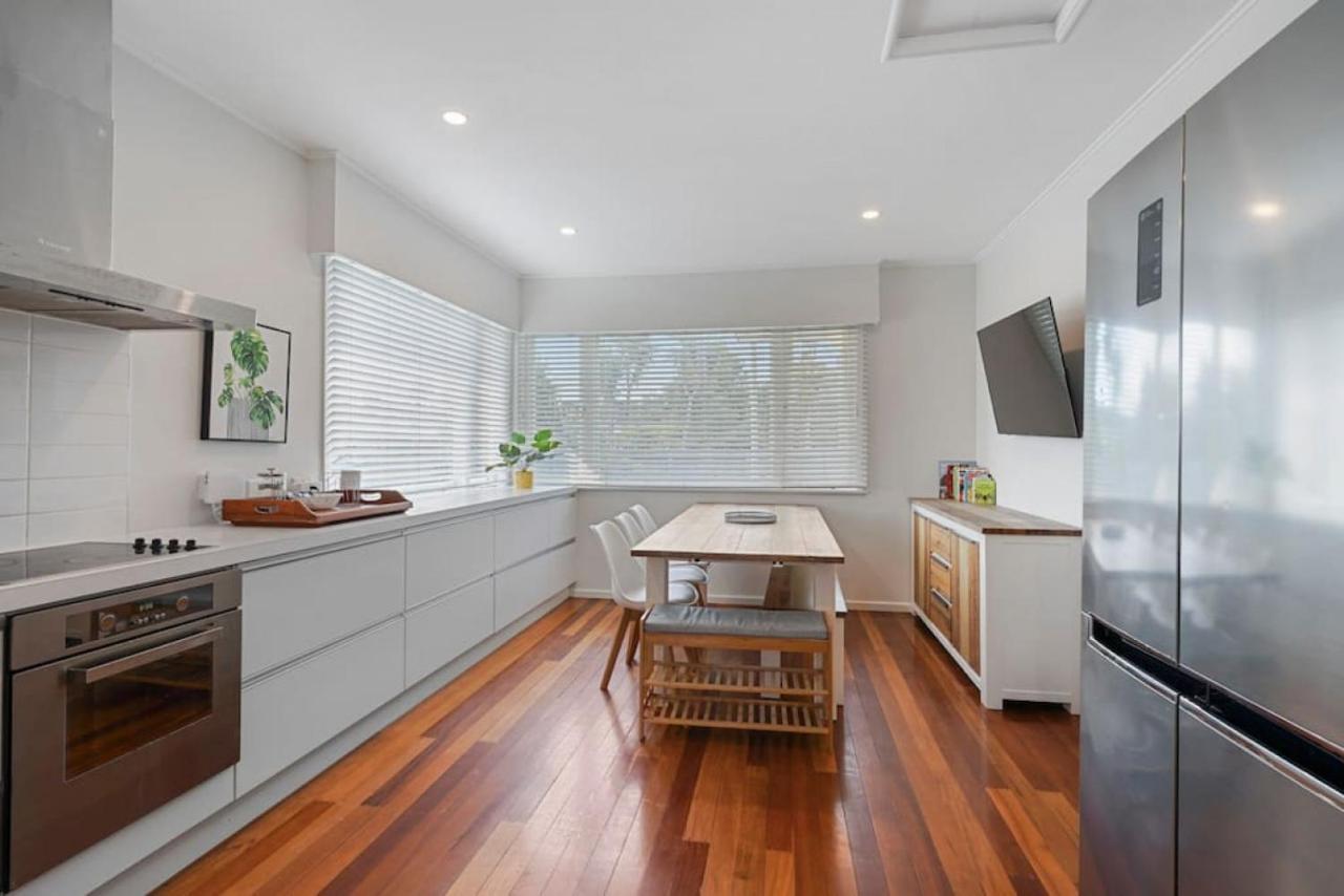 Amazing Home By Beach - Fully Aircon-Ed - Wifi Auckland Exterior foto