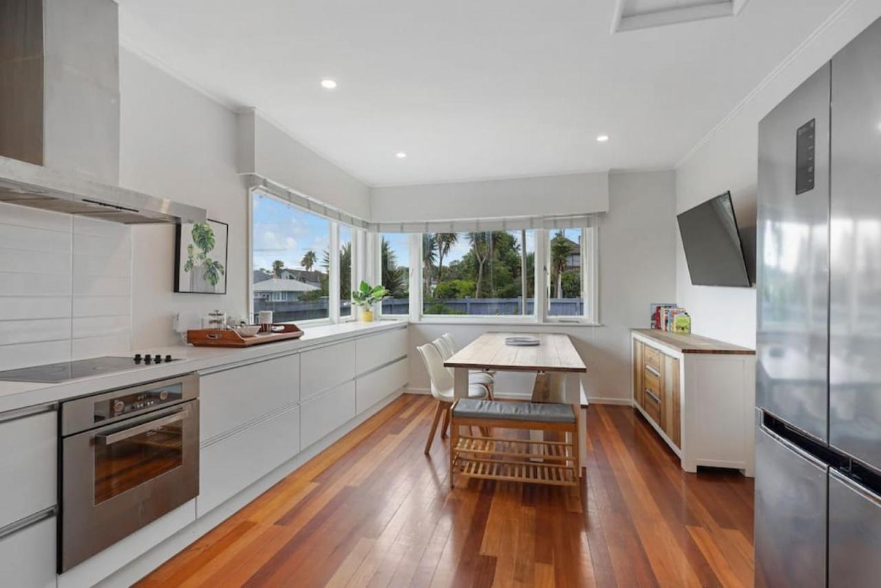 Amazing Home By Beach - Fully Aircon-Ed - Wifi Auckland Exterior foto