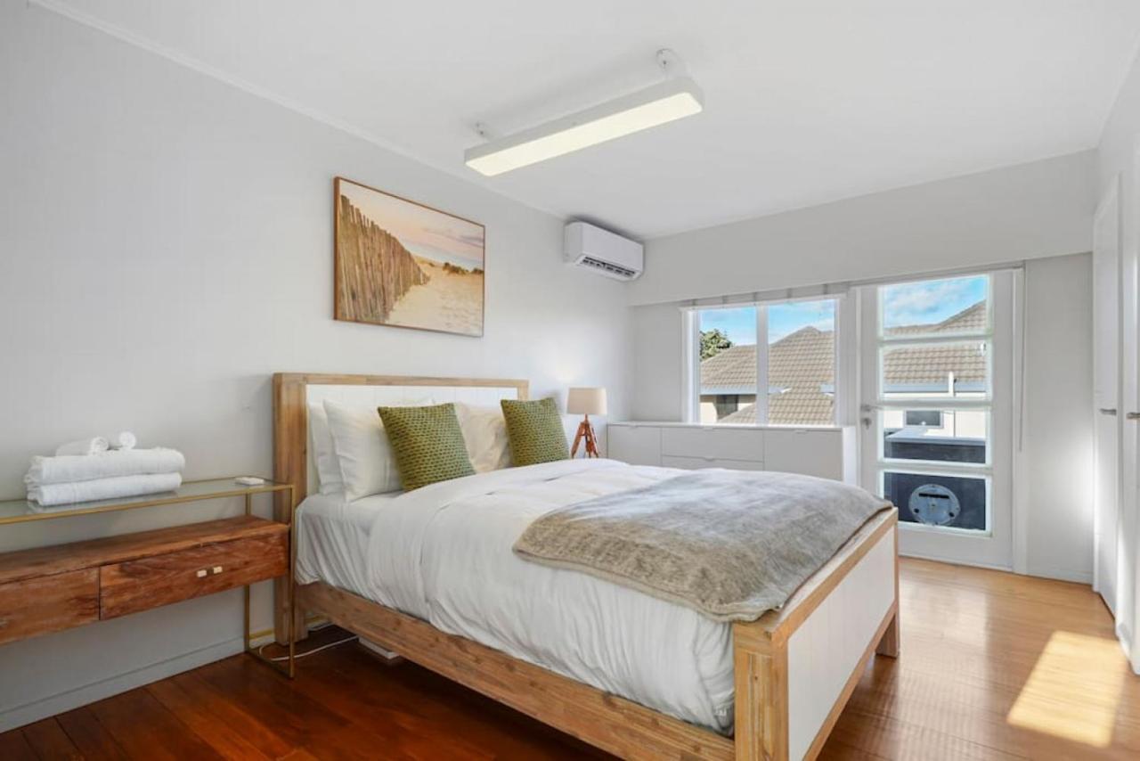 Amazing Home By Beach - Fully Aircon-Ed - Wifi Auckland Exterior foto